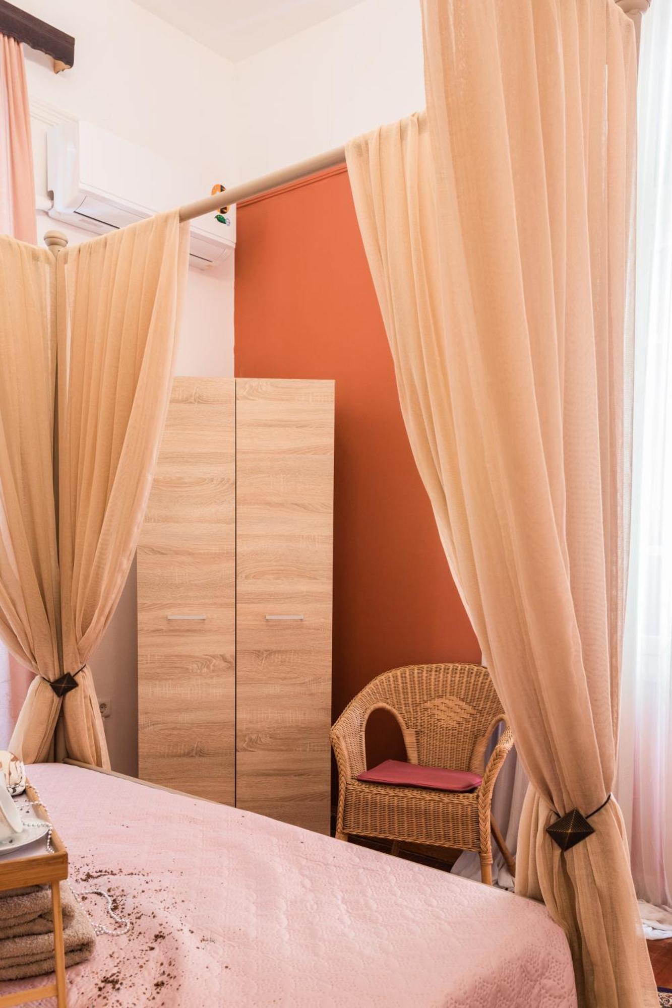 Alegria Simple Economy Rooms Атина Екстериор снимка